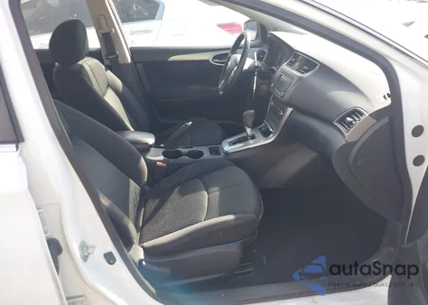 2014 Nissan Sentra Sr z USA, uszkodzony, nr VIN 3N1AB7AP8EY272251